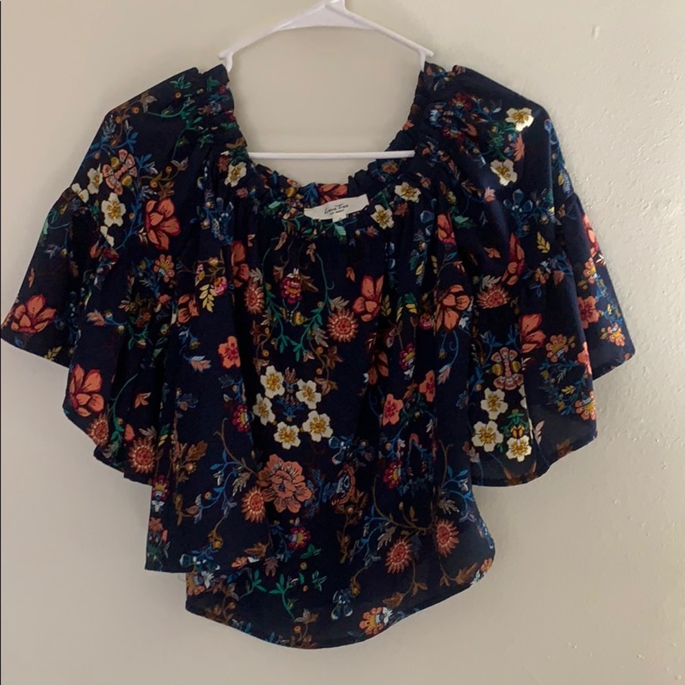 Flounce top/blouse